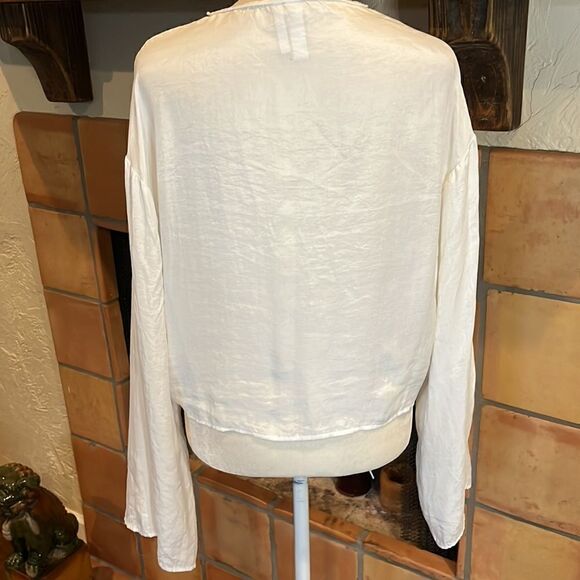 ZARA White Fillsens Crop 1/2 Button-Up Henley, M! - Picture 6 of 9